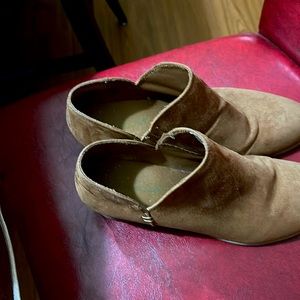 American Eagle cognac brown size 10